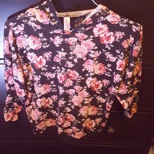 Floral hoddie with see-through back